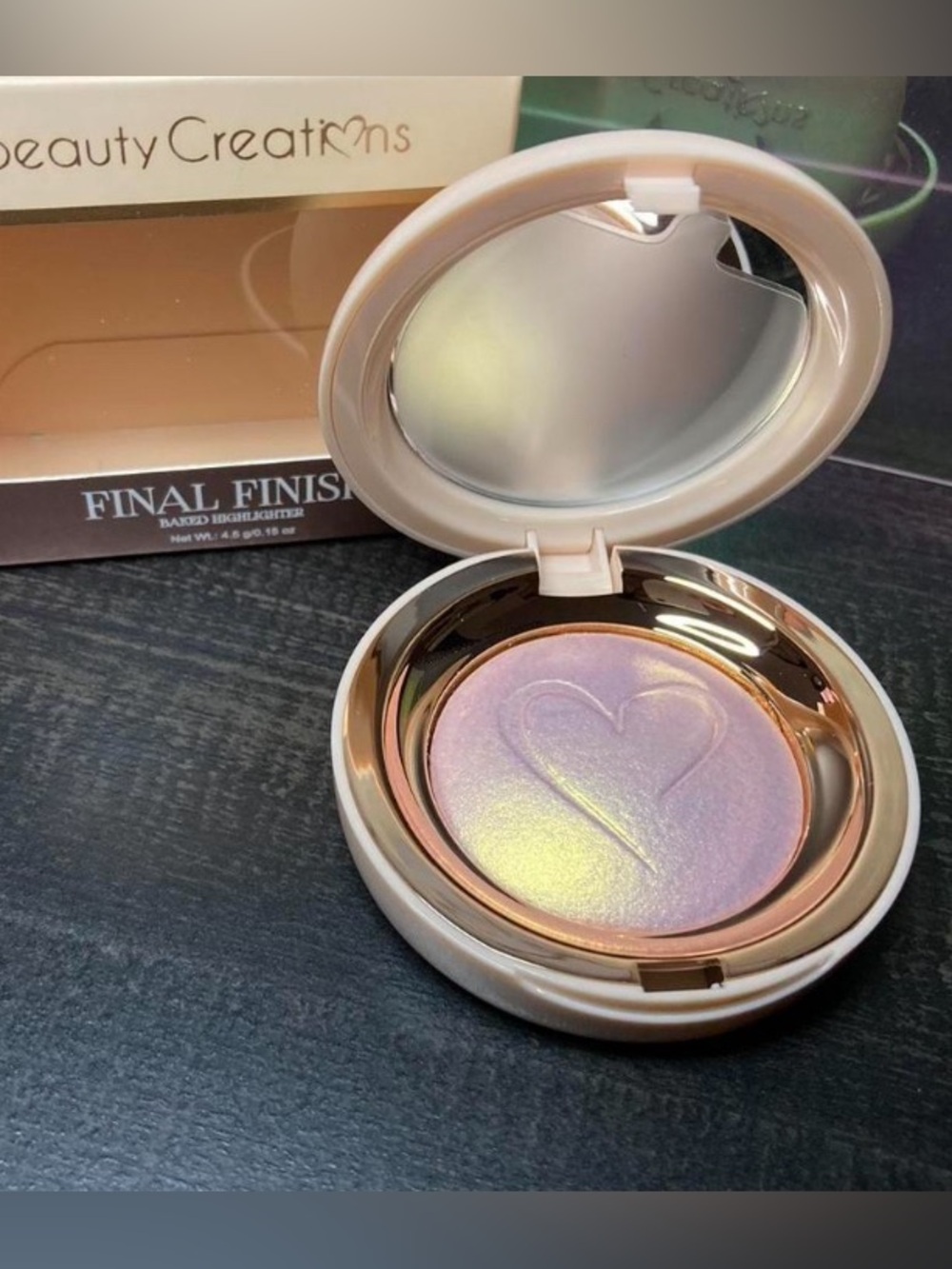 Beauty Creations Highlighter - Picture 2 of 5